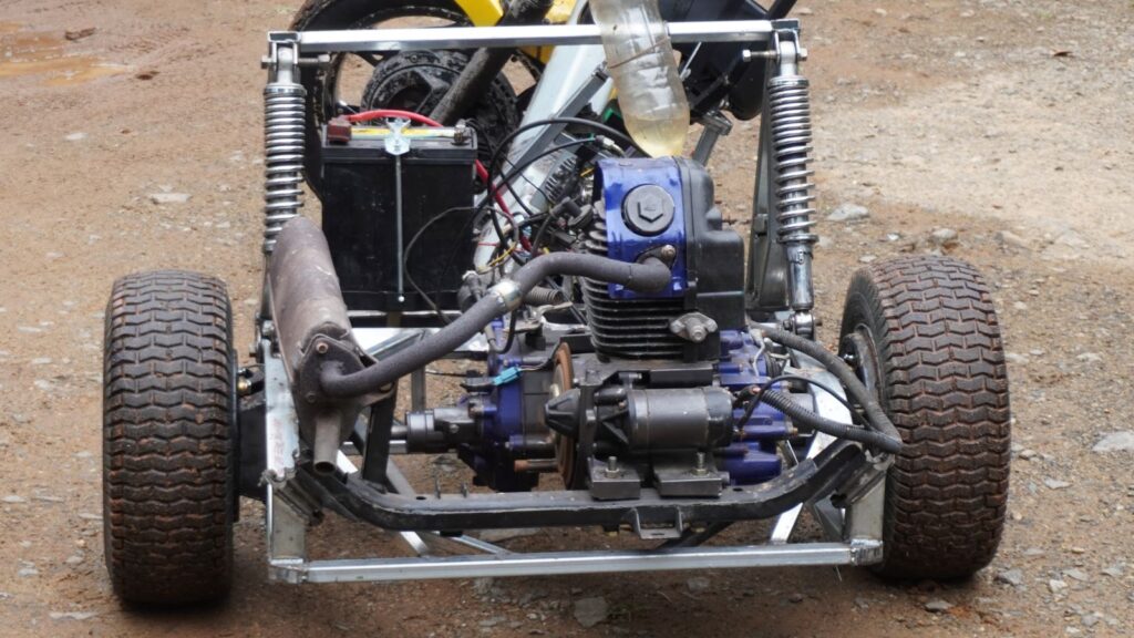 Custom Leaning Trike Bike Bajaj 175cc engine
