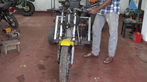 Custom Leaning Trike Bike leaning mechanism
