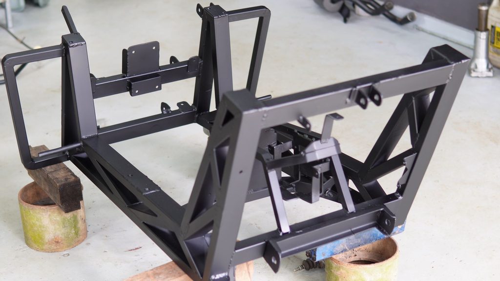 Kawasaki ER5 Tilting Trike custom steel chassis
